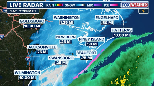 Visibility tanks as intense snow threatens eastern North Carolina