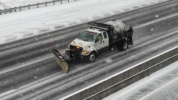 South Carolina road crews working around the clock to clear the snow