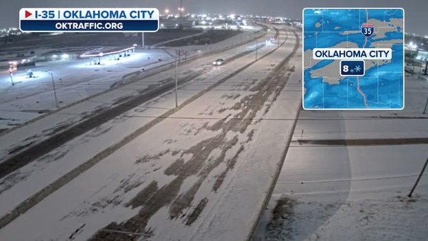 I-35 turns snowy through Oklahoma City