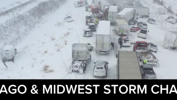 Massive 100+ vehicle pileup reported in Michigan