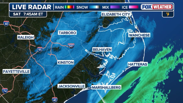 Snow picking up along North Carolina's Outer Banks