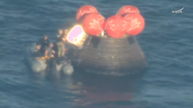 Confirming the successful opening of the Integrity side hatch