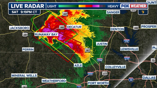 Vicious storm charges toward Dallas-Fort Worth Metroplex