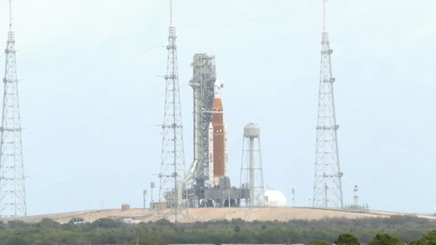 Flight crew prepares for pad departure as Artemis II hits T-minus 5 hours