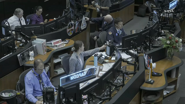 Mission Control and Artemis II crew finalize Orion entry setup