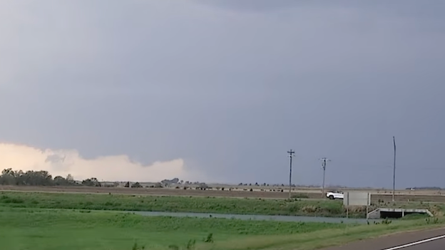 FOX Weather storm tracker closing in on tornado-warned Nebraska storm