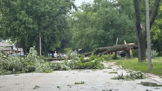 Powerful derecho blasts Midwest with 94 mph winds, knocking out power to 500,000 customers