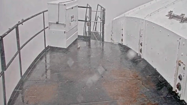 Snow in Hawaii? Flakes fly on the Big Island's tallest summit