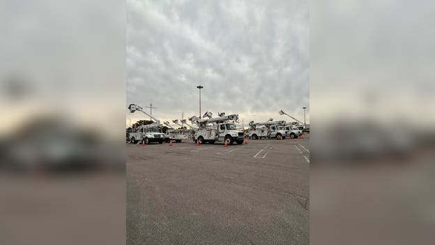 25 states send utility support as Hurricane Isaias batters the Gulf Coast