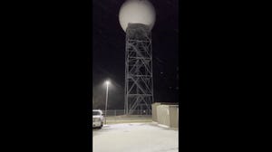 Watch: Snow picks up at NWS office in New Braunfels, Texas