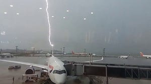 Lightning strikes British Airways plane at Brazil airport