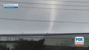 EF-1 tornado seen near Pensacola, Florida