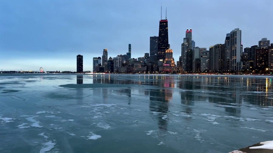 Chicago beset with snow, ice with more winter weather to come