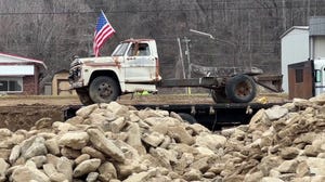 Displaced Helene victims suffer through snow, freezing temperatures in Western North Carolina