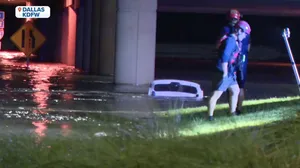 At least 1 dead in Dallas flooding