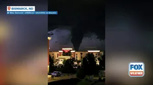 Three tornadoes create haunting night sky in North Dakota