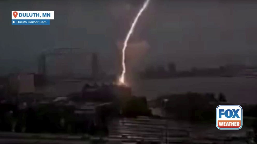 Footage shot on Wednesday shows a bolt of lightning striking the Great Lakes Aquarium in Duluth, Minnesota.