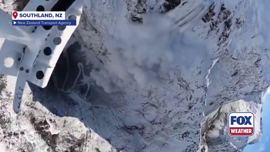 Watch a New Zealand avalanche from above