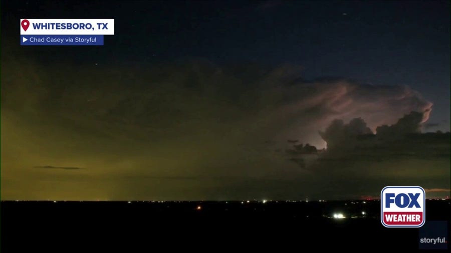 Supercell thunderstorm sweeps across North Texas