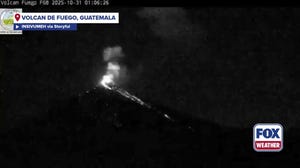 Timelapse footage shows volcano erupting in Guatemala 