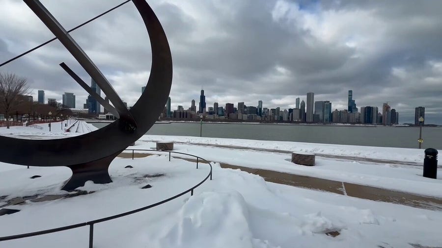 City of Chicago is covered in snow this weekend