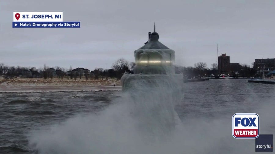 Watch: Waves crash onto ice-coated lighthouse on Lake Michigan