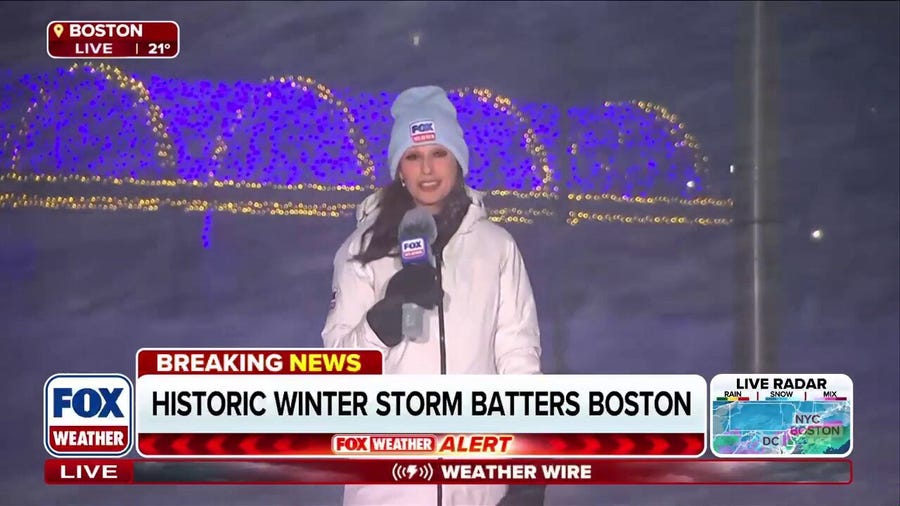 Major snowstorm batters the Northeast 