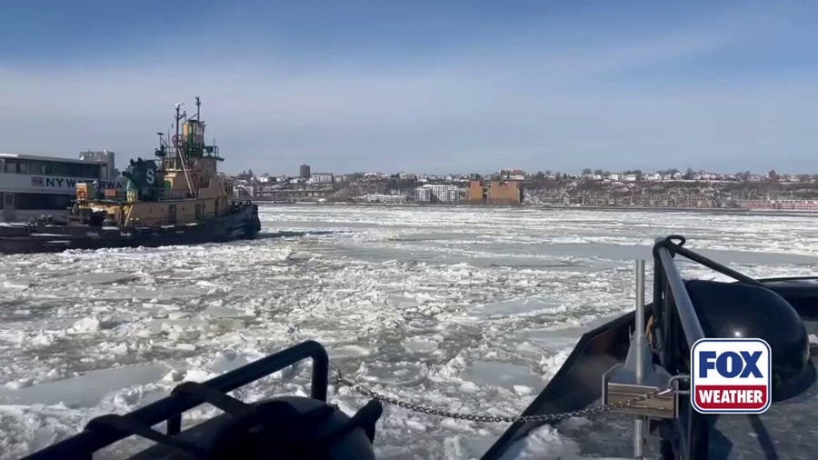 WATCH: Coast Guard cutter frees NYPD vessel from icebound Hudson River