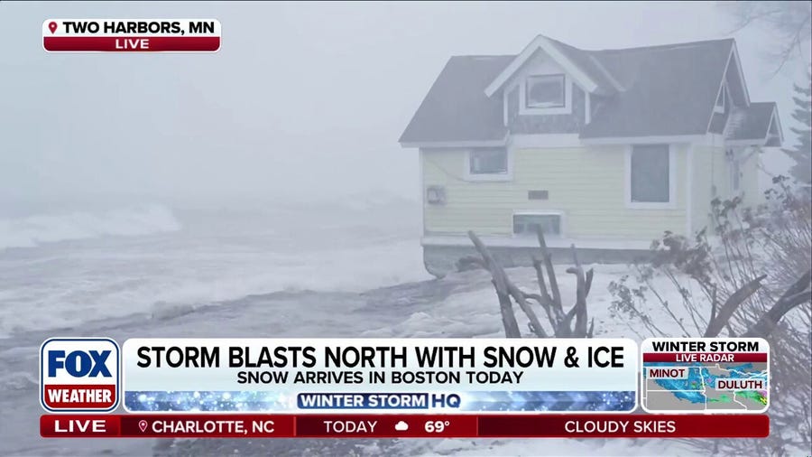 Winter storm blasts Midwest
