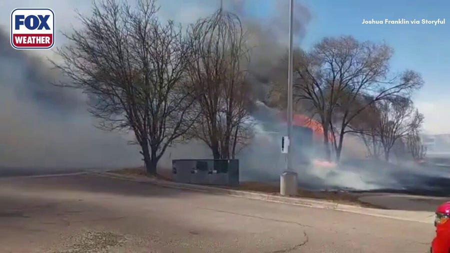 'Get Back': Officials Respond to Major Grass Fire in Denver Suburb