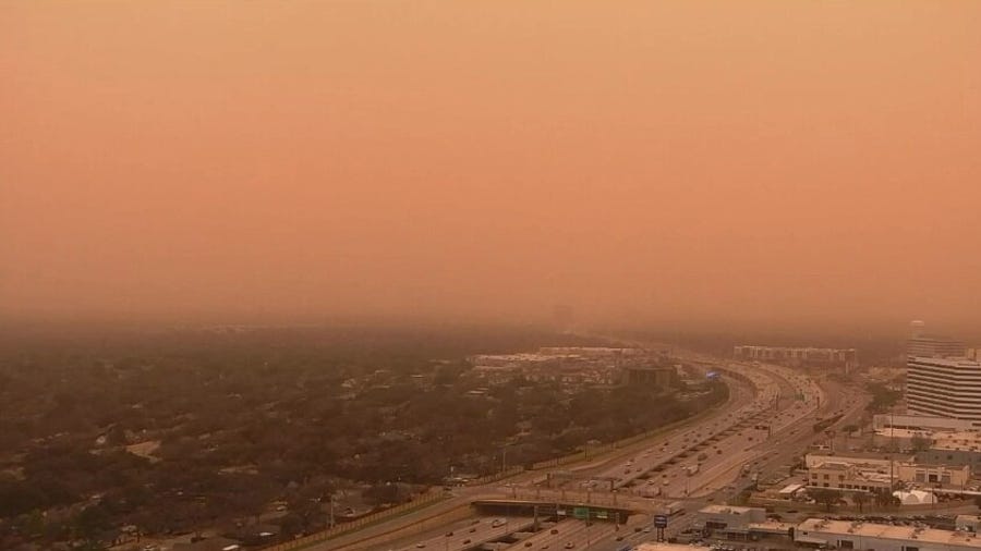 Skies turn red over northern Dallas during massive dust storm