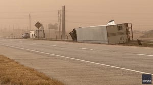 Dust storm, 70+ mph winds lead to several crashes along Texas highways