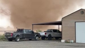 Massive landspout threatens homes in New Mexico