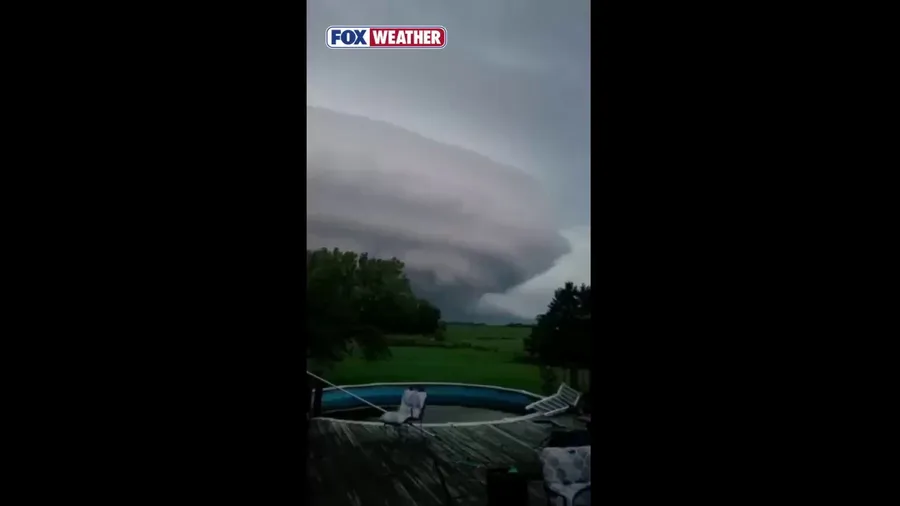 Watch: Massive shelf cloud looms over Upstate, New York
