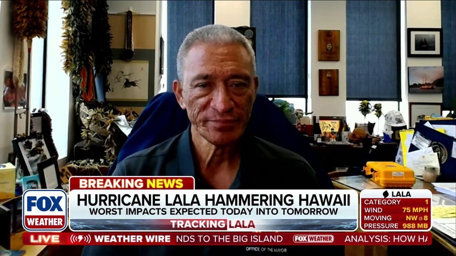 Maui residents preparing for impacts from Hurricane Lala as it passes by the Hawaiian Islands