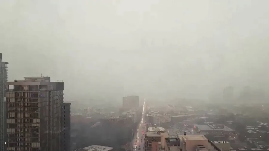 Watch: Timelapse shows severe storm blowing into Chicago