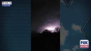 Lightning blasts Texas neighborhood