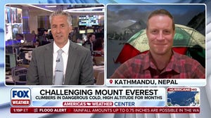 The dangerous challenges of Mount Everest