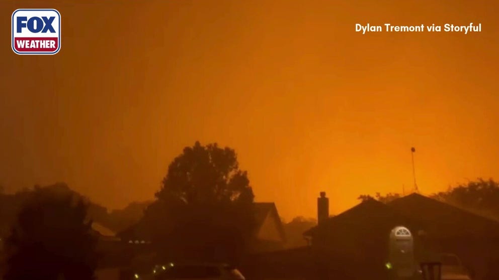 Watch and listen as intense lightning and thunder engulf Springtown, Texas—when a powerful strike hits a gas storage tank, triggering an explosion that lights up the Saturday night sky in vivid reds and oranges. You can even hear the loud boom the moment it ignites.