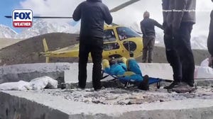 Man Airlifted After Surviving Alone on Mount Everest for 6 Days
