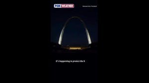 Gateway Arch turns off lights for bird migration