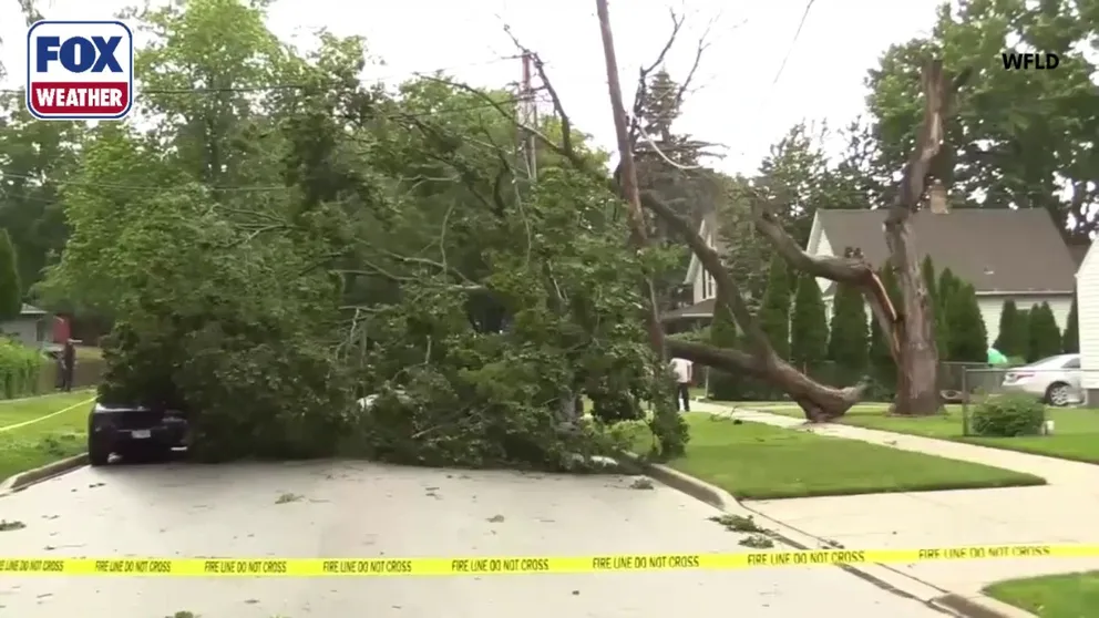 A powerful derecho took down trees and knocked out power to thousands around northern Illinois including, Chicago, Joliet and Elgin.