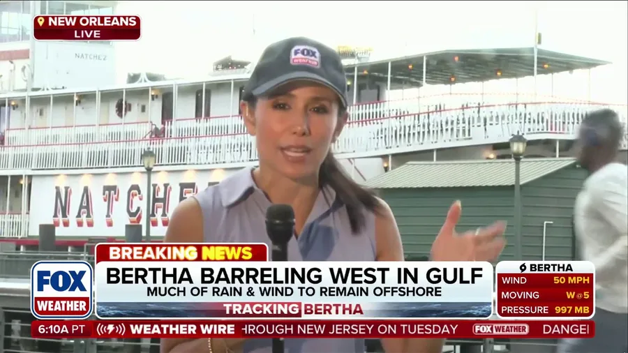 New Orleans under Tropical Storm Warning as Bertha continues barreling west in the Gulf