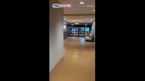 Rain pours into West Virginia hotel during Flash Flood Emergency