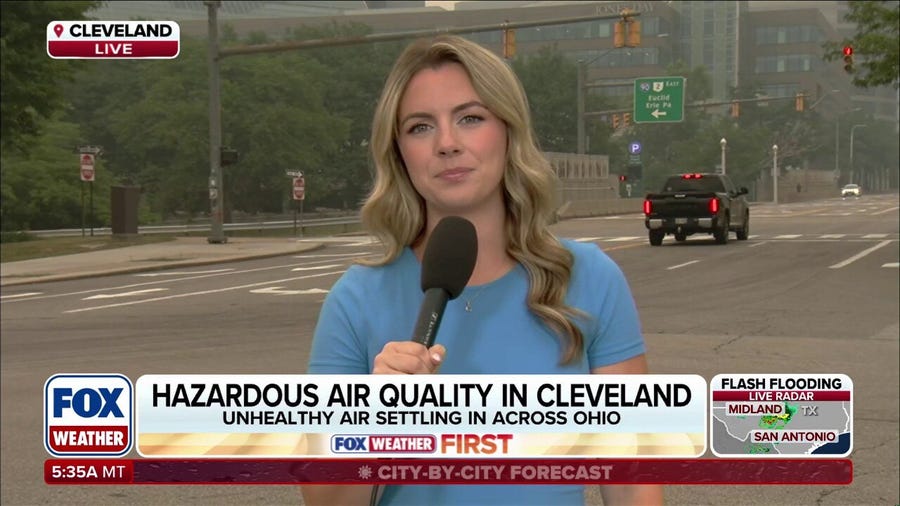 Canadian wildfire smoke chokes Midwest, Northeast with dangerous air quality conditions