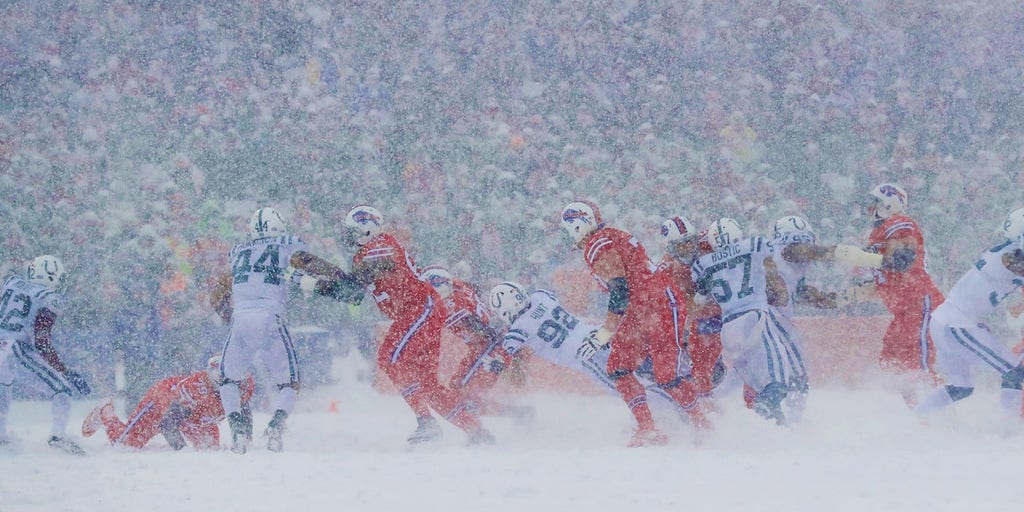 3D Weather: How conditions impact game of football
