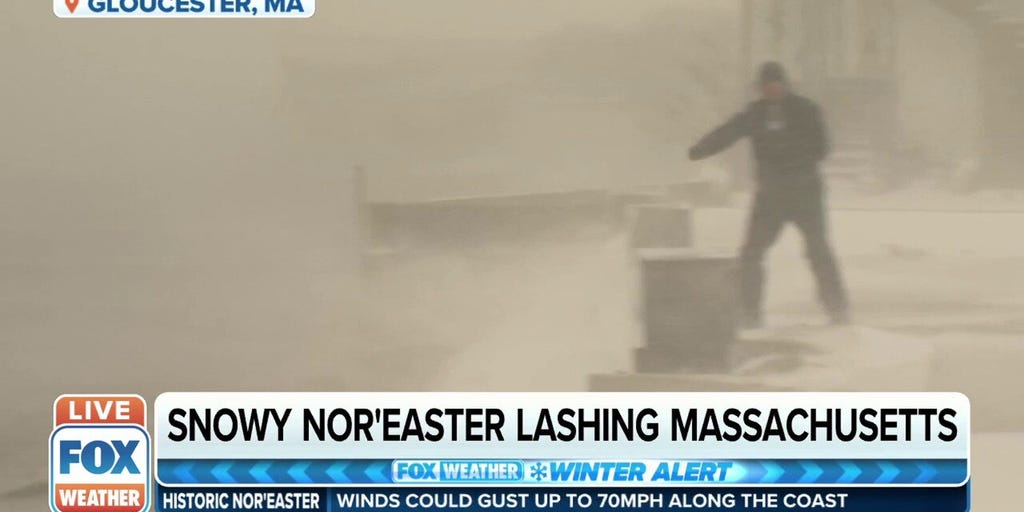 Nor'easter winds creating near whiteout conditions in Gloucester, MA