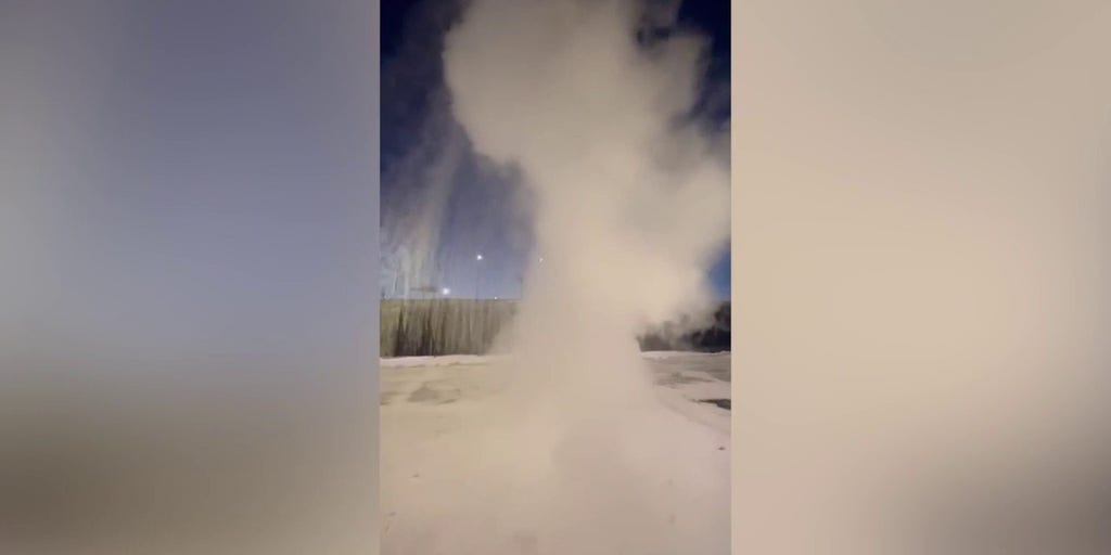 Watch Hot water turns to snow in South Dakota Latest Weather Clips