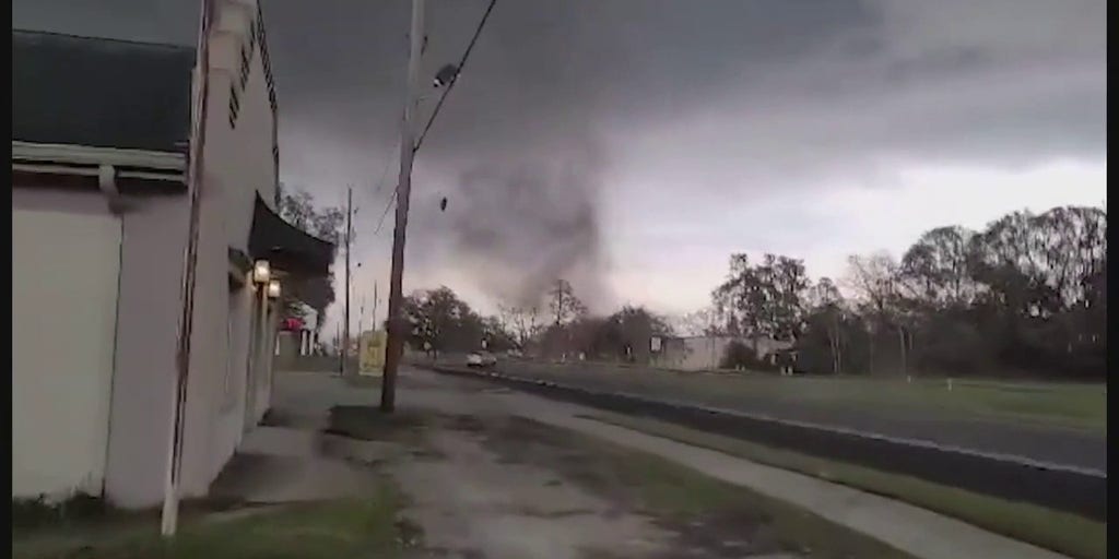 Deadly tornado touches down in Pembroke, GA | Latest Weather Clips ...