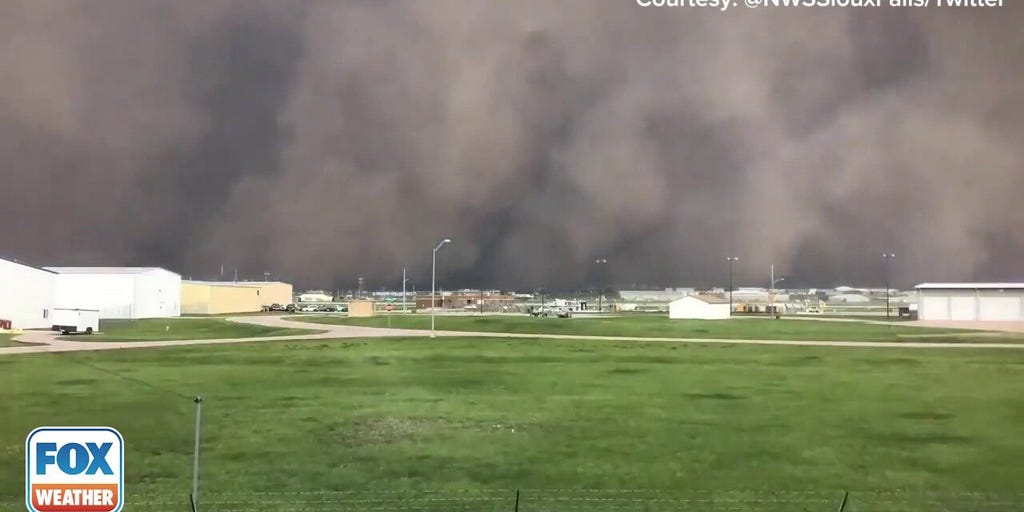 Watch Wild weather in Sioux Falls, SD Latest Weather Clips FOX Weather